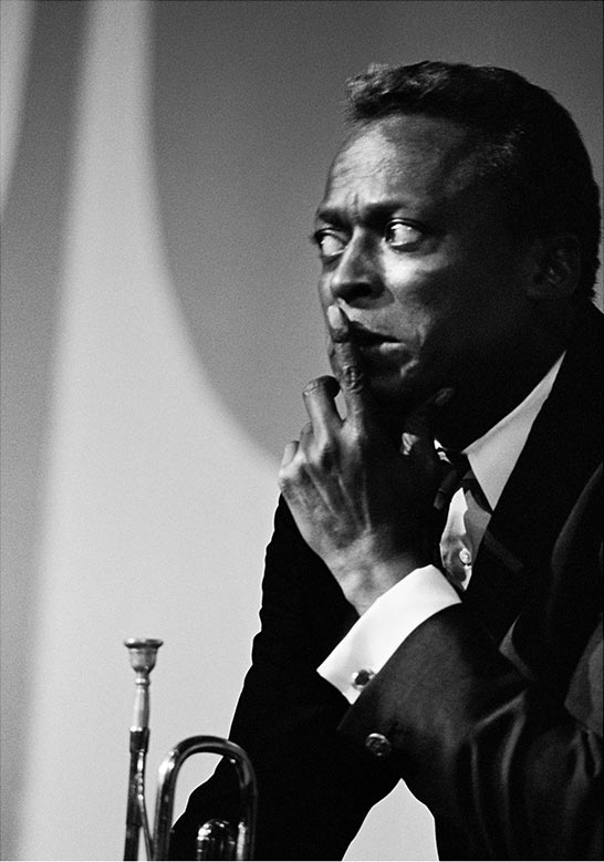 Miles Davis, 1964 Black and white photo © Jerry Stoll